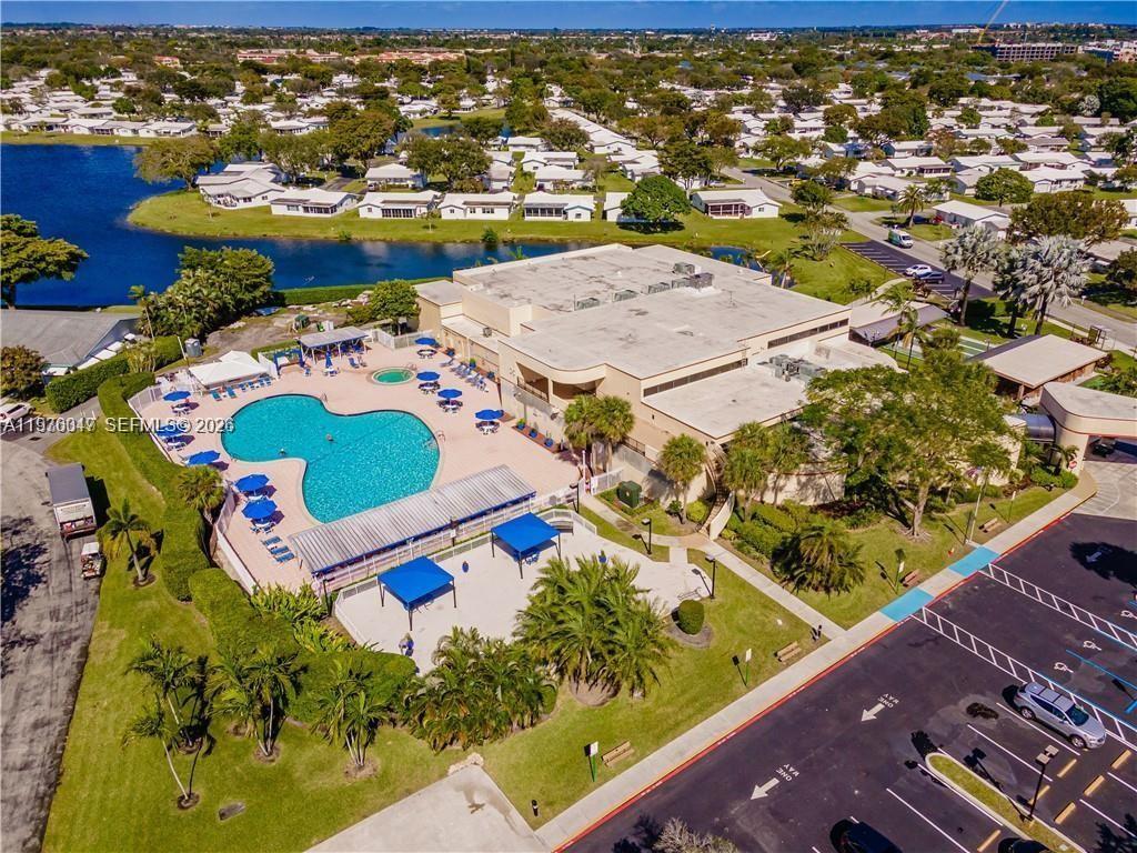 LAUDERDALE WEST CONDO NO - Residential