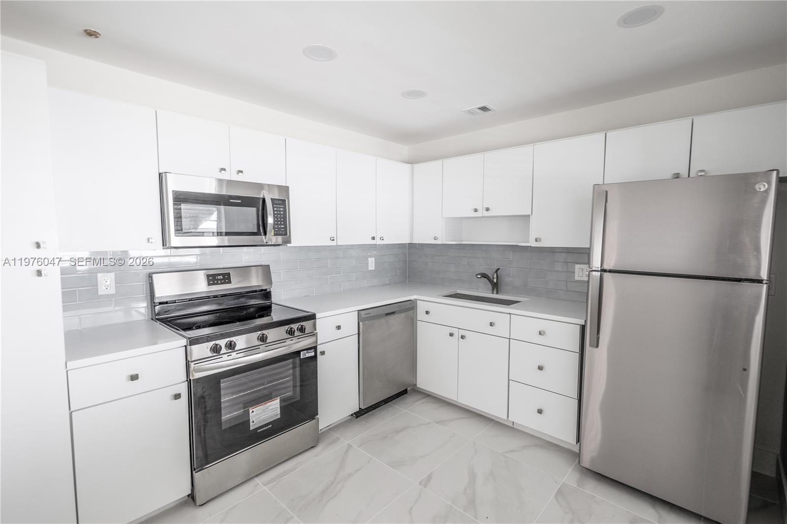 1057 NW 88th Ave D91