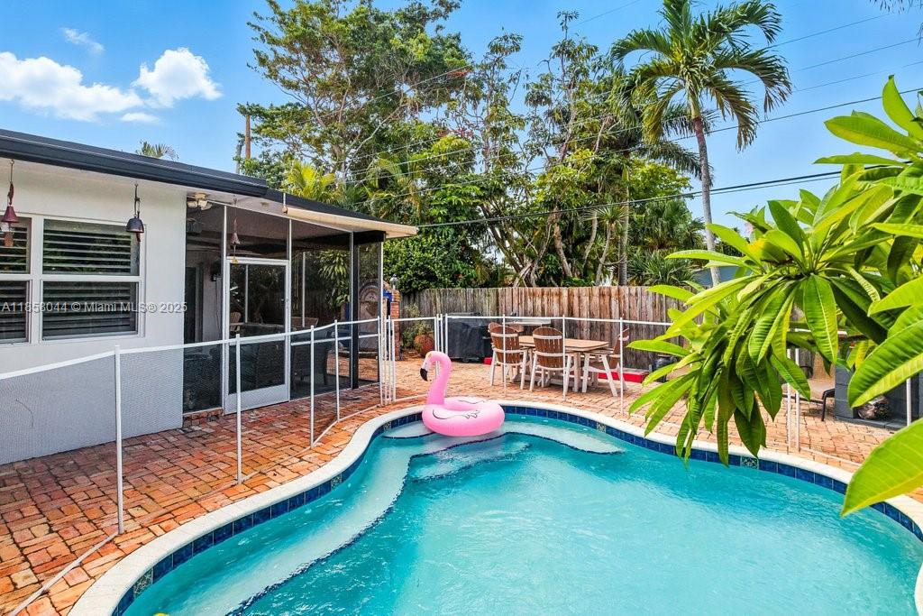 FLORANADA RIDGE SEC - Residential