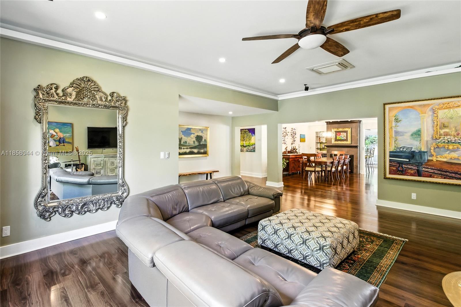 FLORANADA RIDGE SEC - Residential