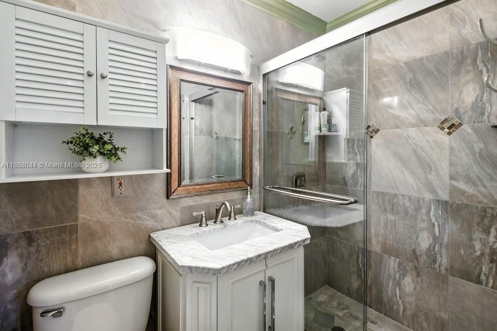 FLORANADA RIDGE SEC - Residential