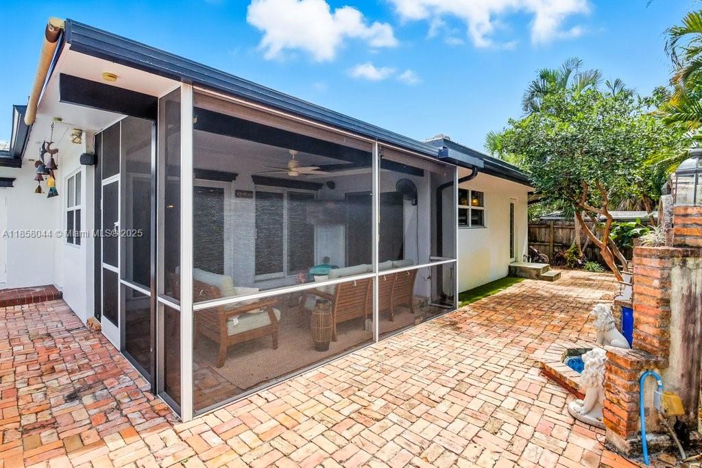 FLORANADA RIDGE SEC - Residential