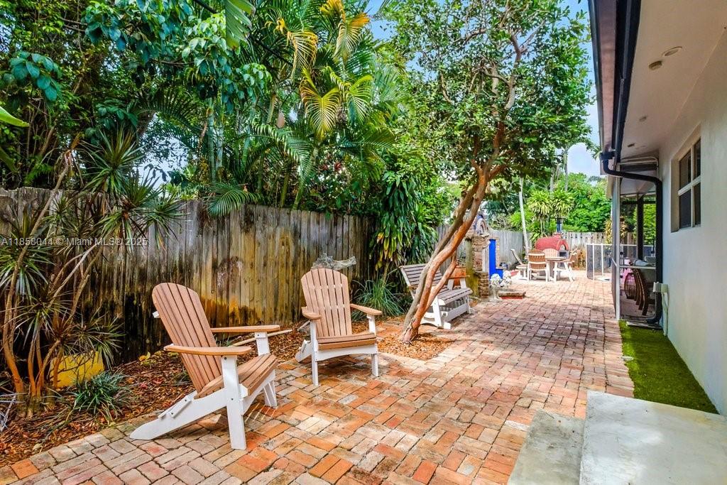 FLORANADA RIDGE SEC - Residential
