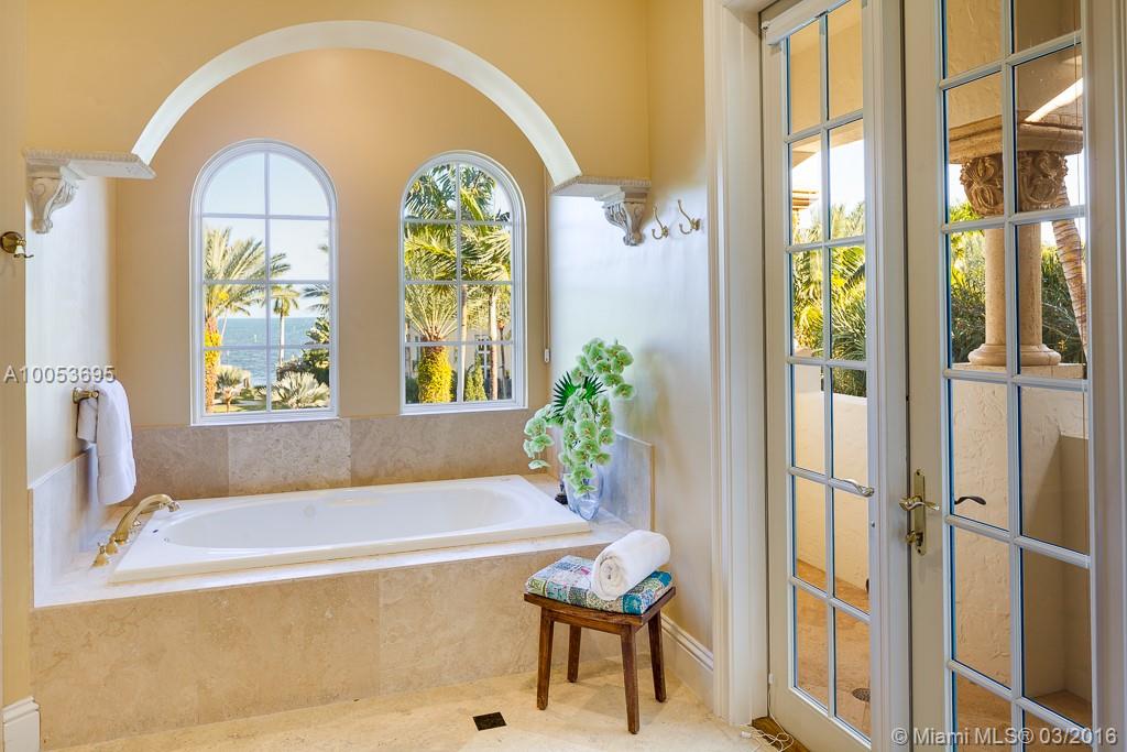 Hughes Cove - Residential