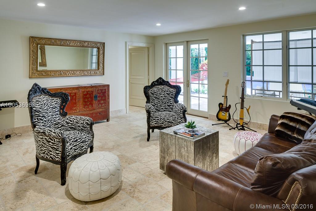 Hughes Cove - Residential