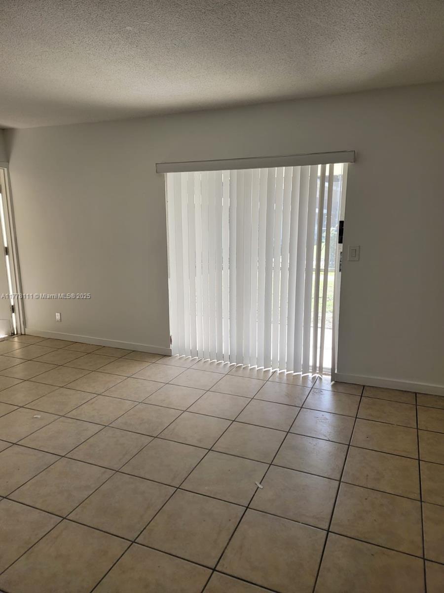 1100 Ne 1st Ct 101, Hallandale Beach, Broward County, Florida - 2 Bedrooms  
2 Bathrooms - 