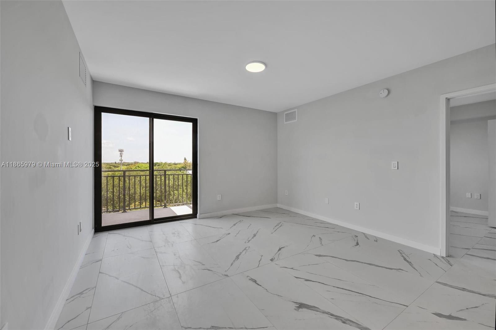 840 NE 130th Street 311