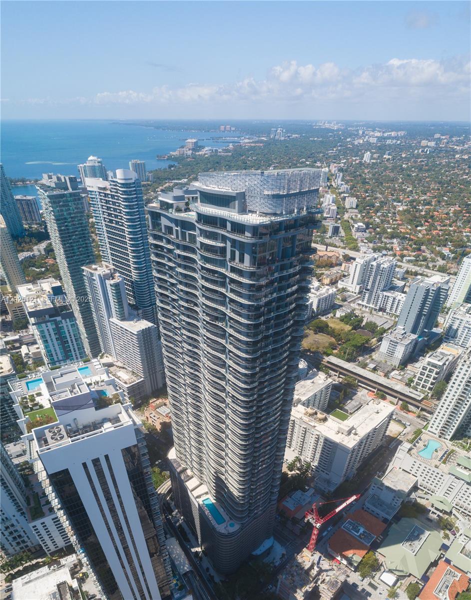 1000 Brickell Plz 4503