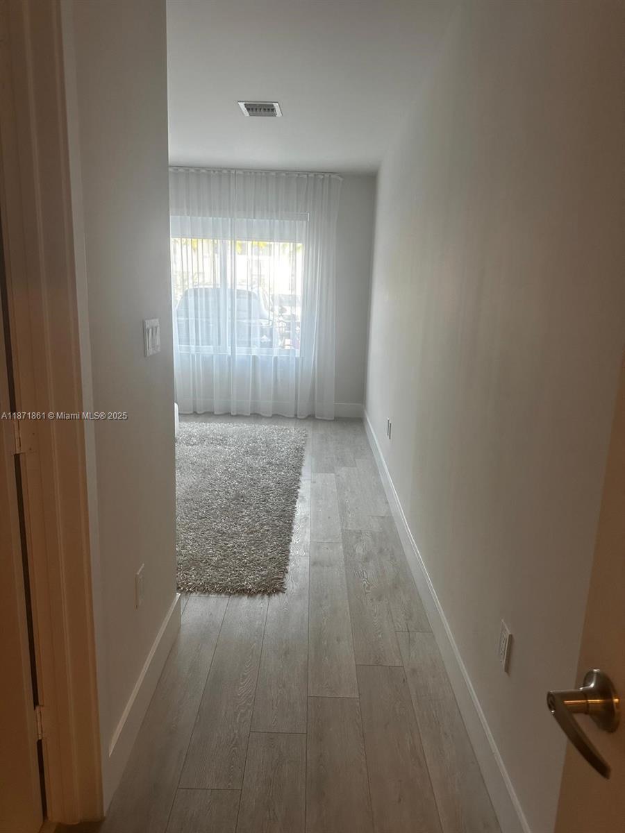 RIVERWOOD - Residential