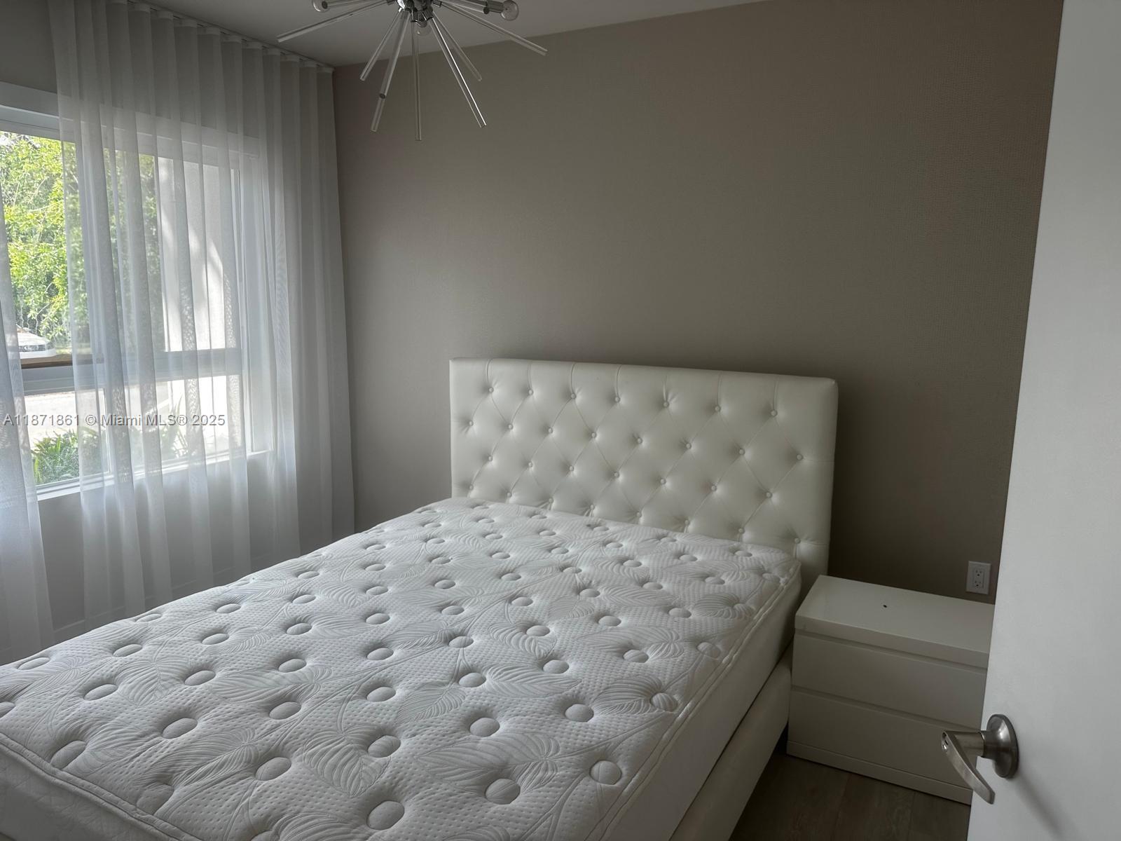 RIVERWOOD - Residential