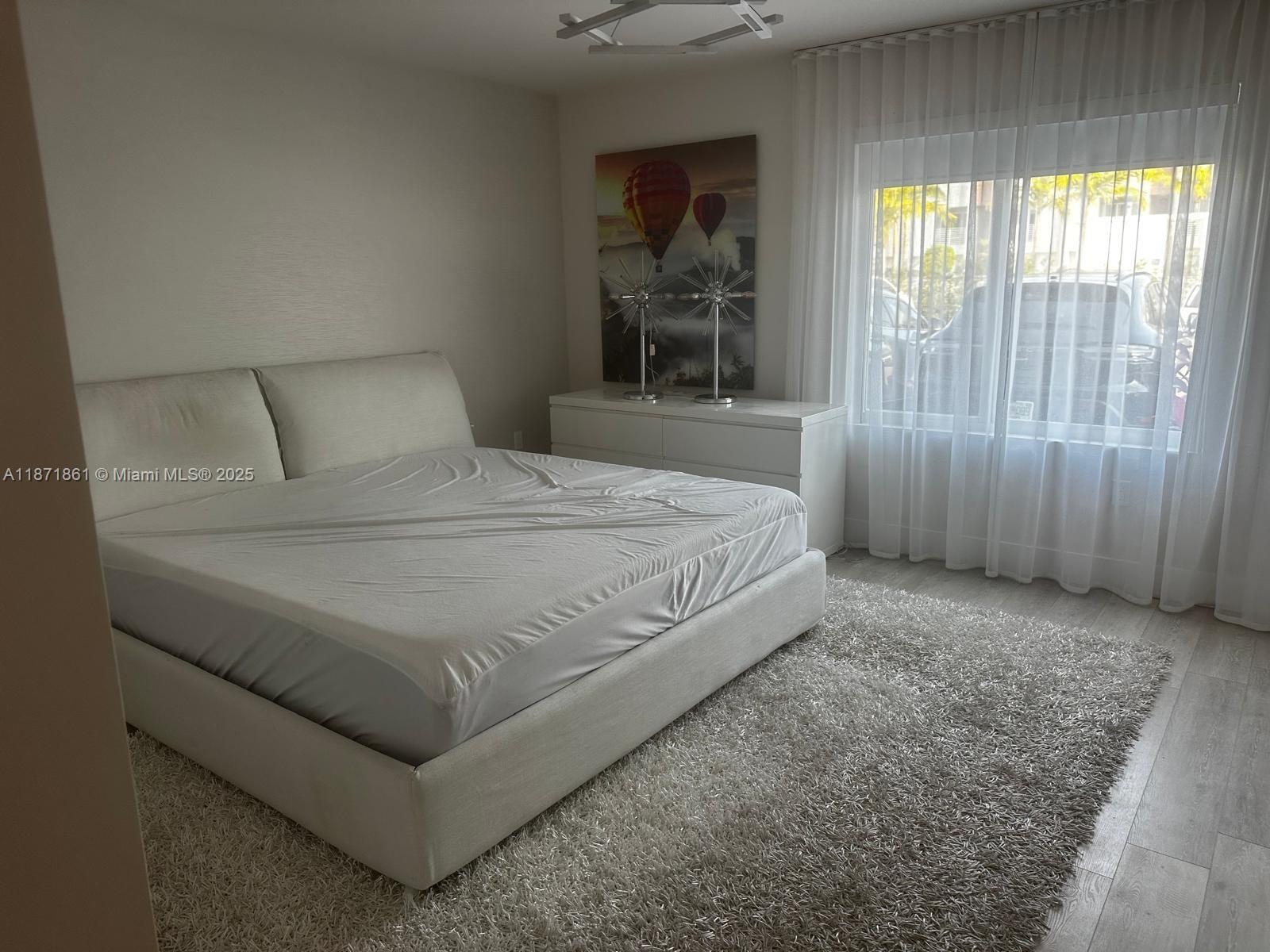 RIVERWOOD - Residential