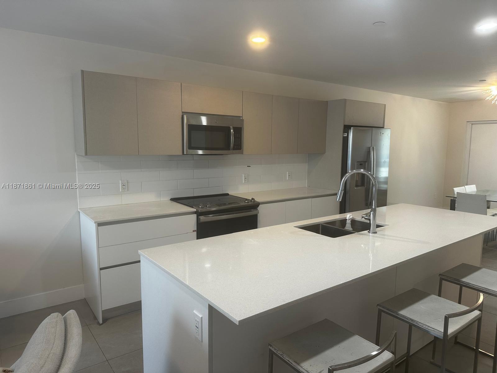 RIVERWOOD - Residential