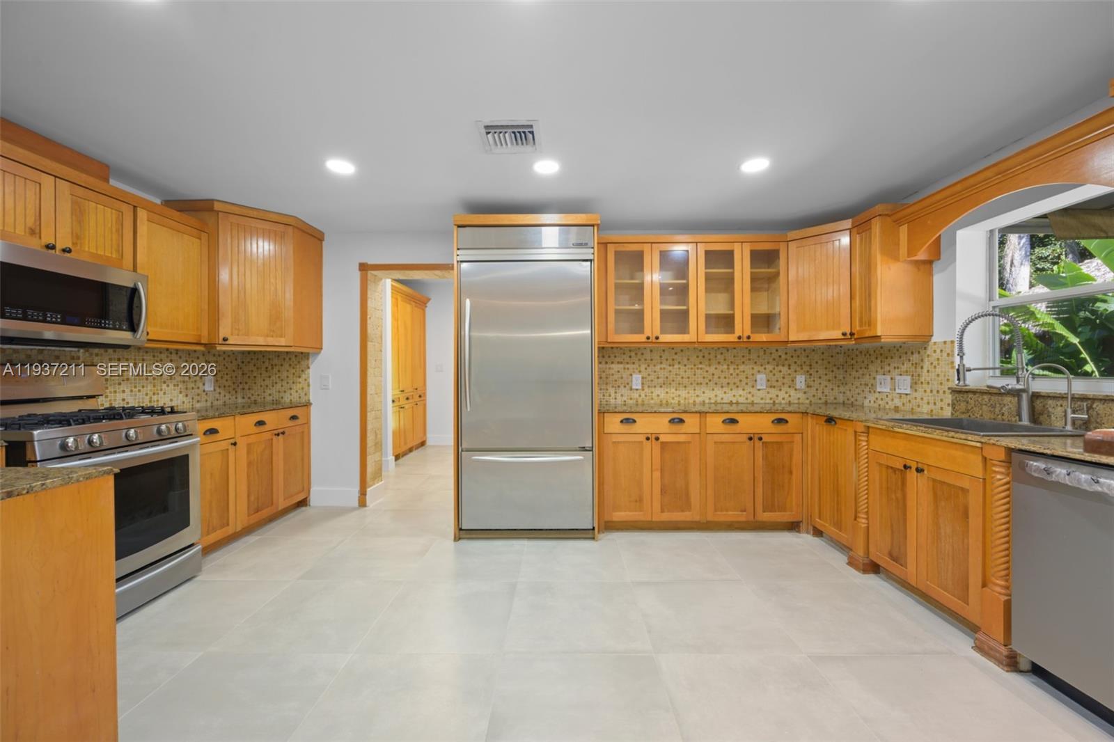 CHAMBERS LAND CO SUB NE1/ - Residential