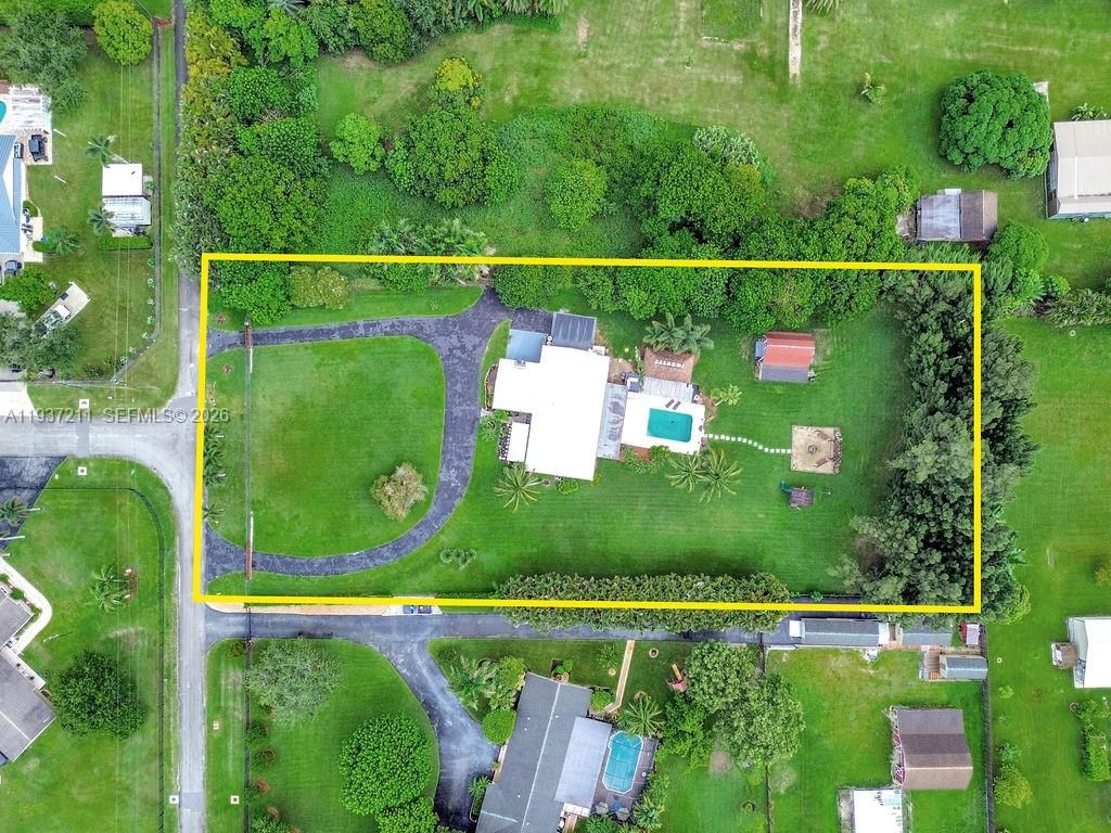 Photo of 5300 SW 162nd Ave, Southwest Ranches, FL 33331 (MLS # A11937211)