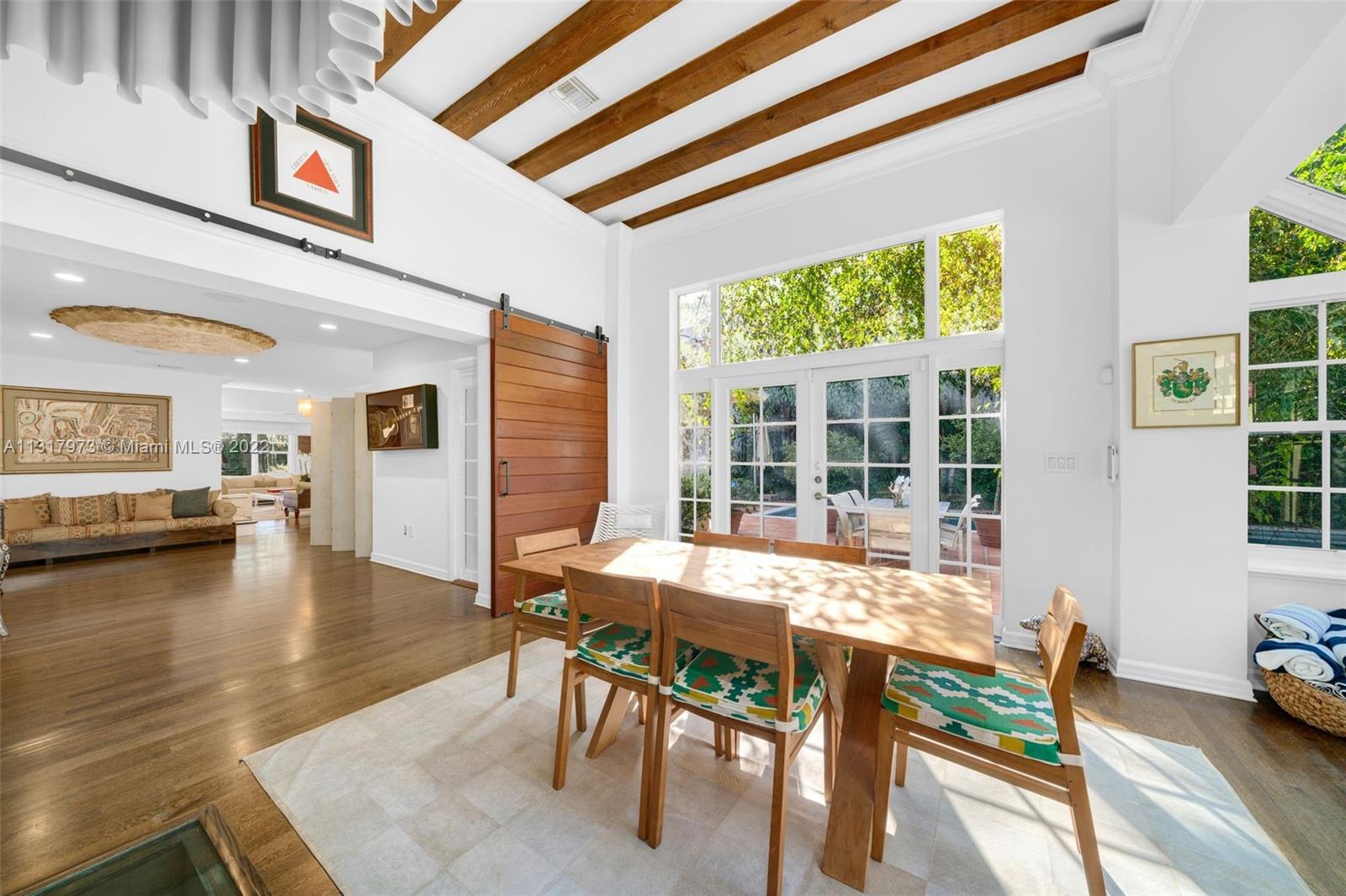 THE MOORINGS - Residential