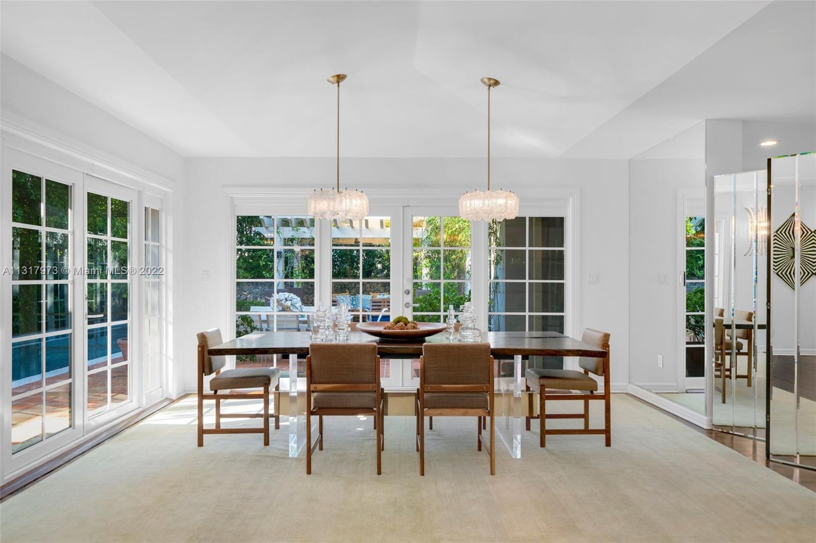 THE MOORINGS - Residential