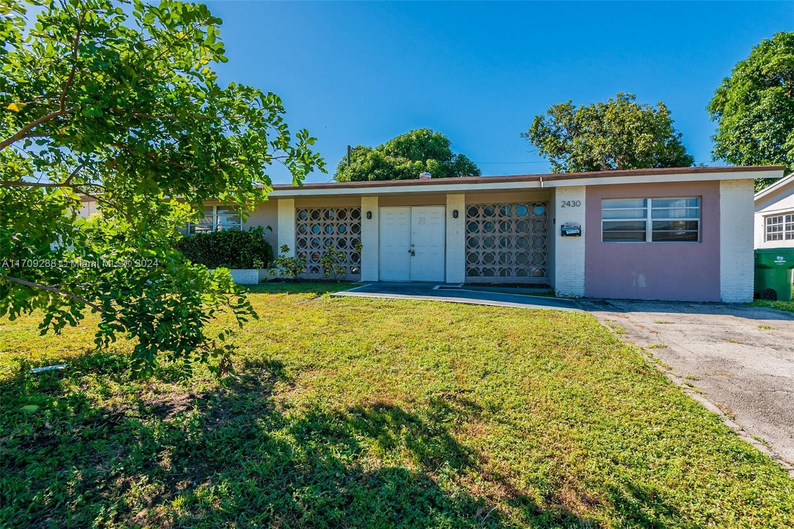 Property for Sale at 2430 Riviera Dr, Miramar, Broward County, Florida - Bedrooms: 3 
Bathrooms: 2  - $496,000