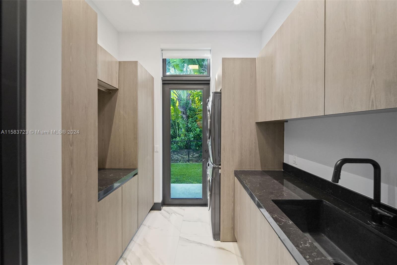 C GAB COUNTRY CLUB SEC 5 - Residential