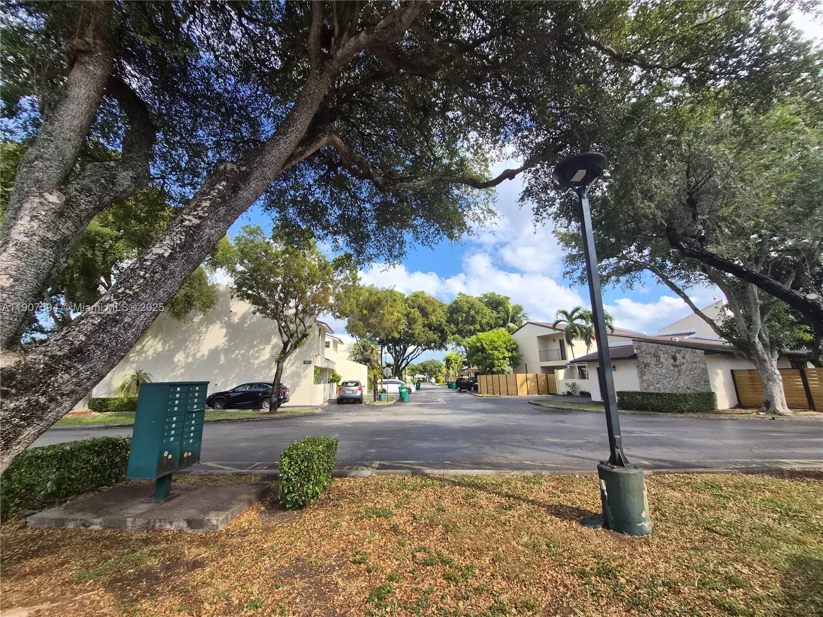 SUNSET CONDOR PH I - Residential Lease