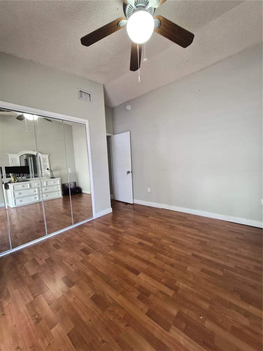 SUNSET CONDOR PH I - Residential Lease