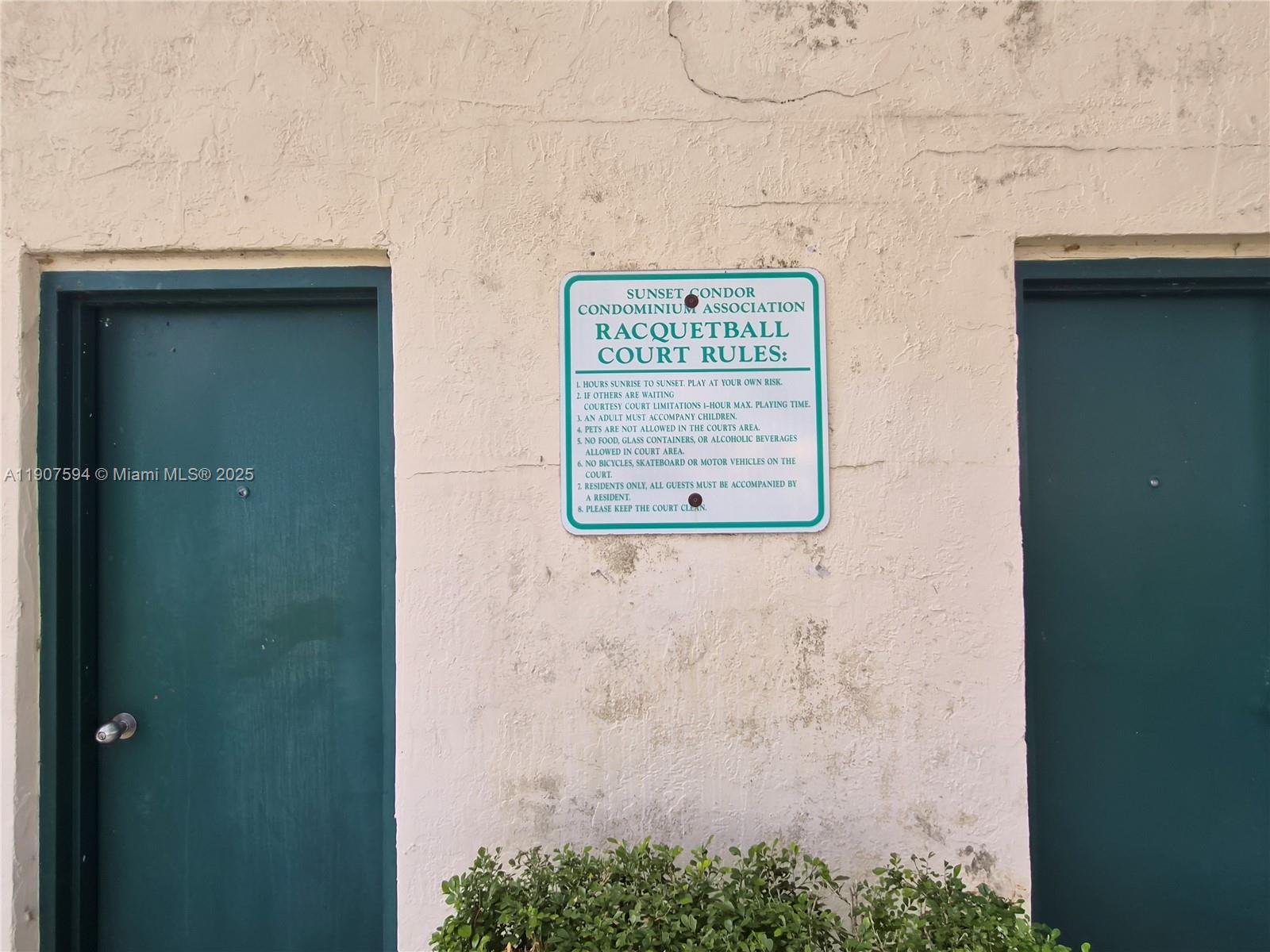 SUNSET CONDOR PH I - Residential Lease