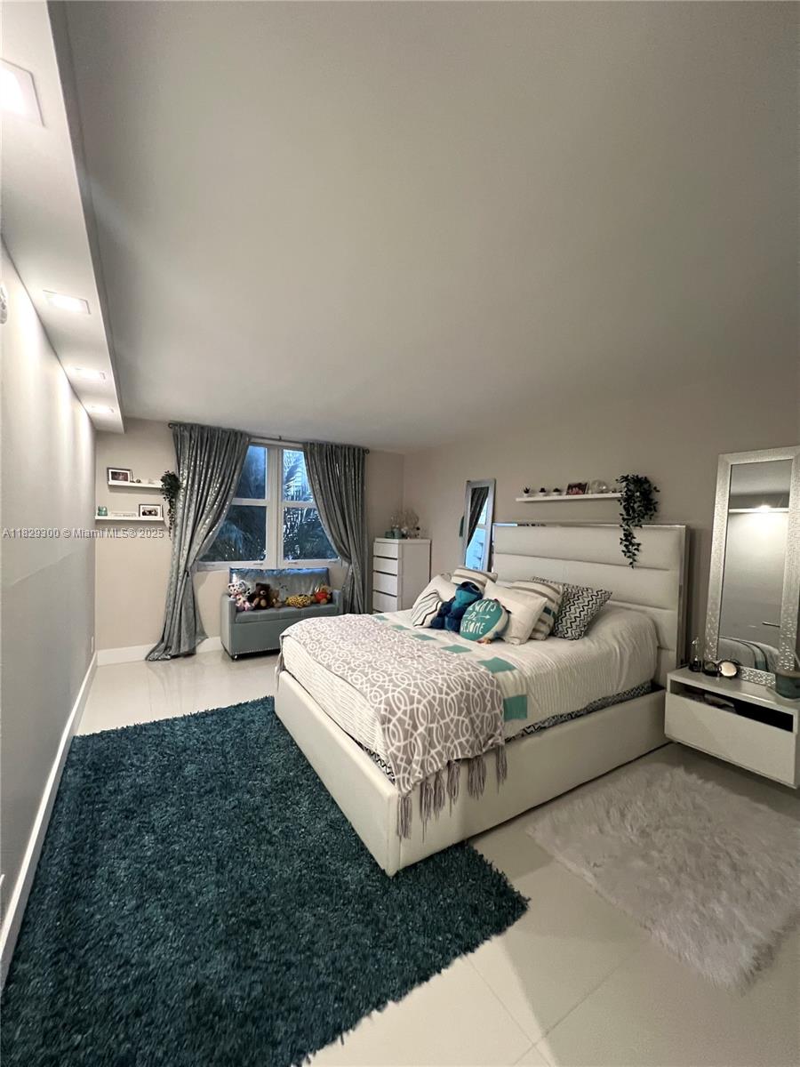 AQUASOL CONDO - Residential