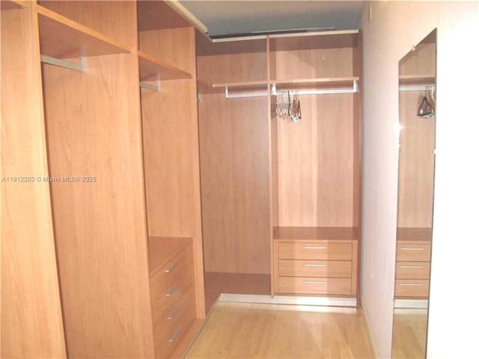 OCEANVIEW BUILDING B COND - Residential Lease