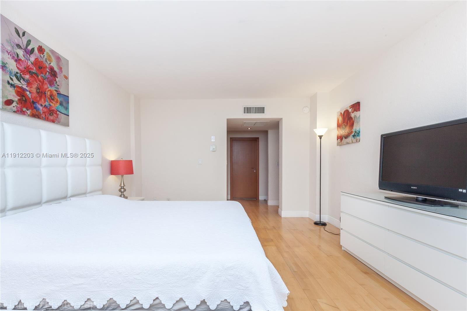 OCEANVIEW BUILDING B COND - Residential Lease