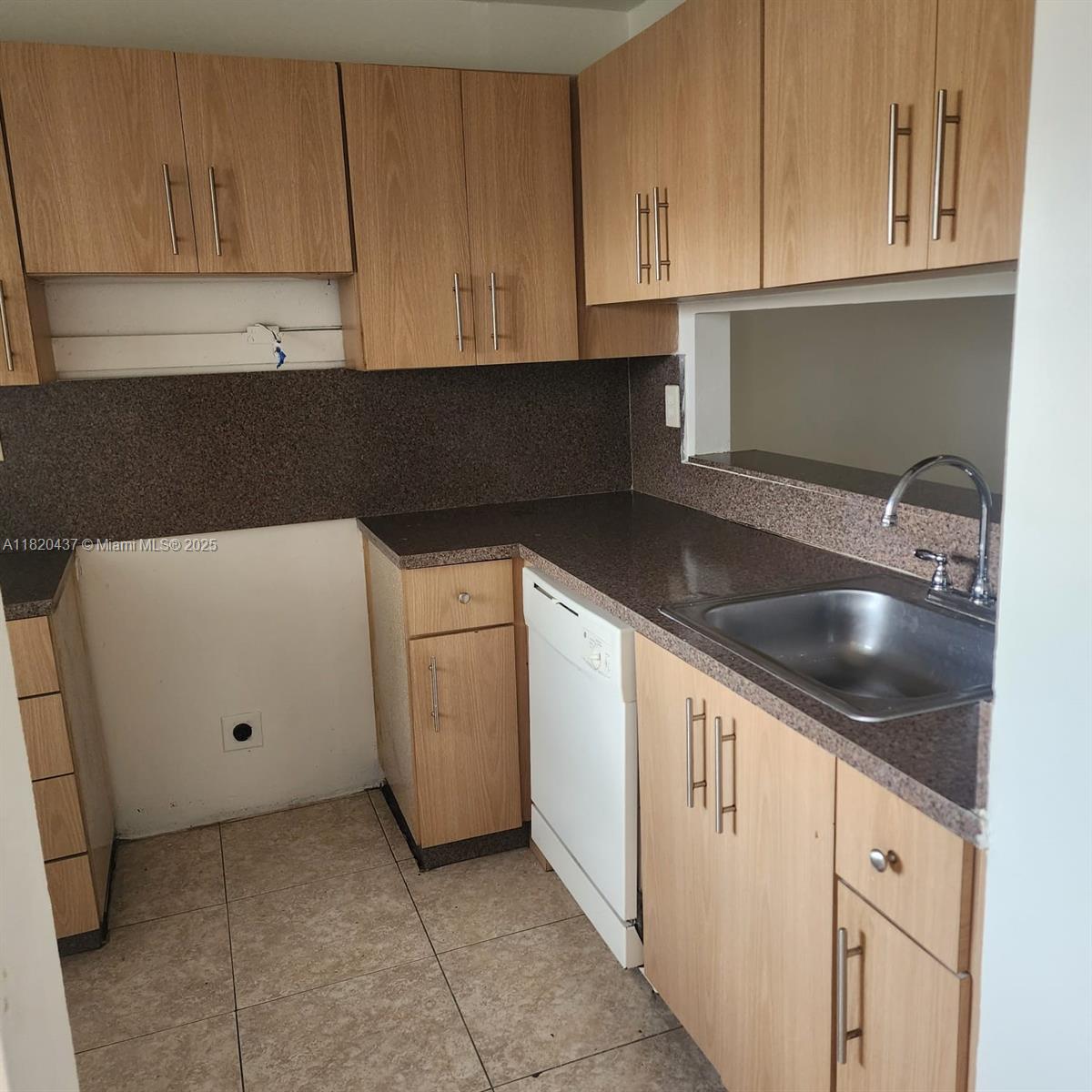 MIRAMAR CLUB CONDOMINIUM - Residential