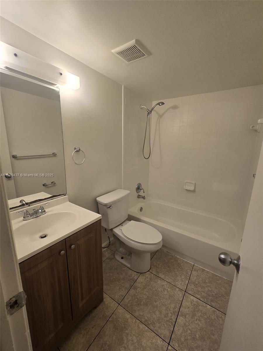 MIRAMAR CLUB CONDOMINIUM - Residential