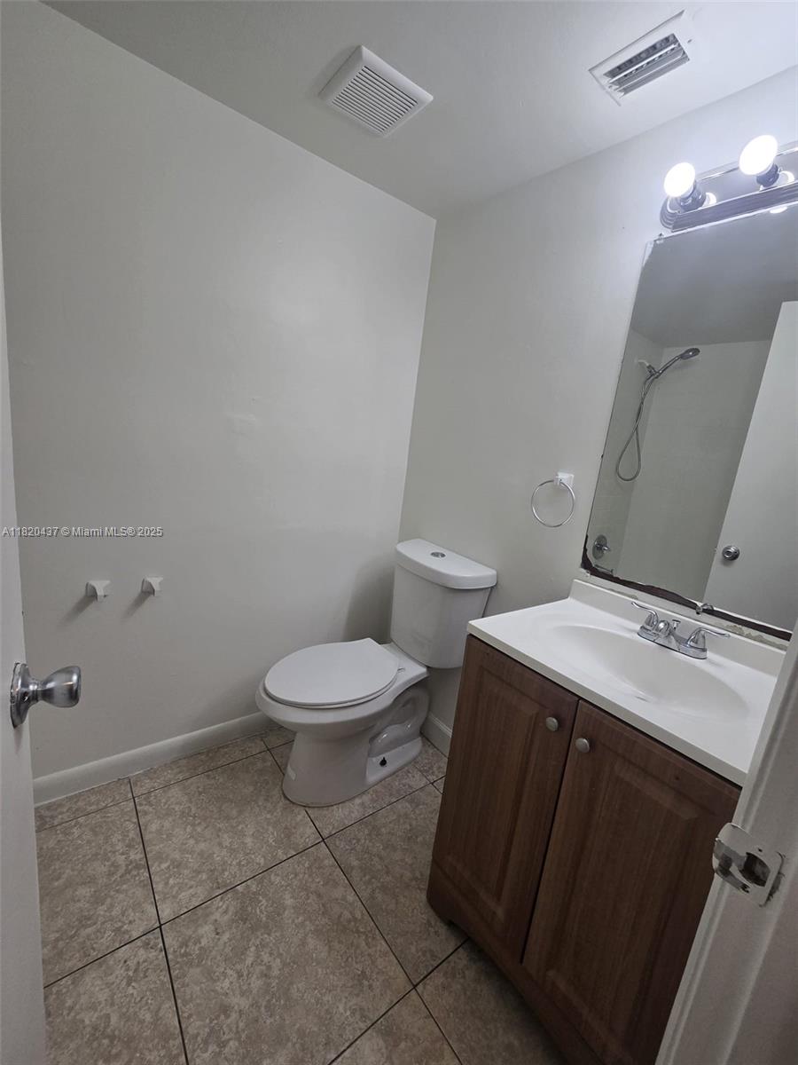 MIRAMAR CLUB CONDOMINIUM - Residential