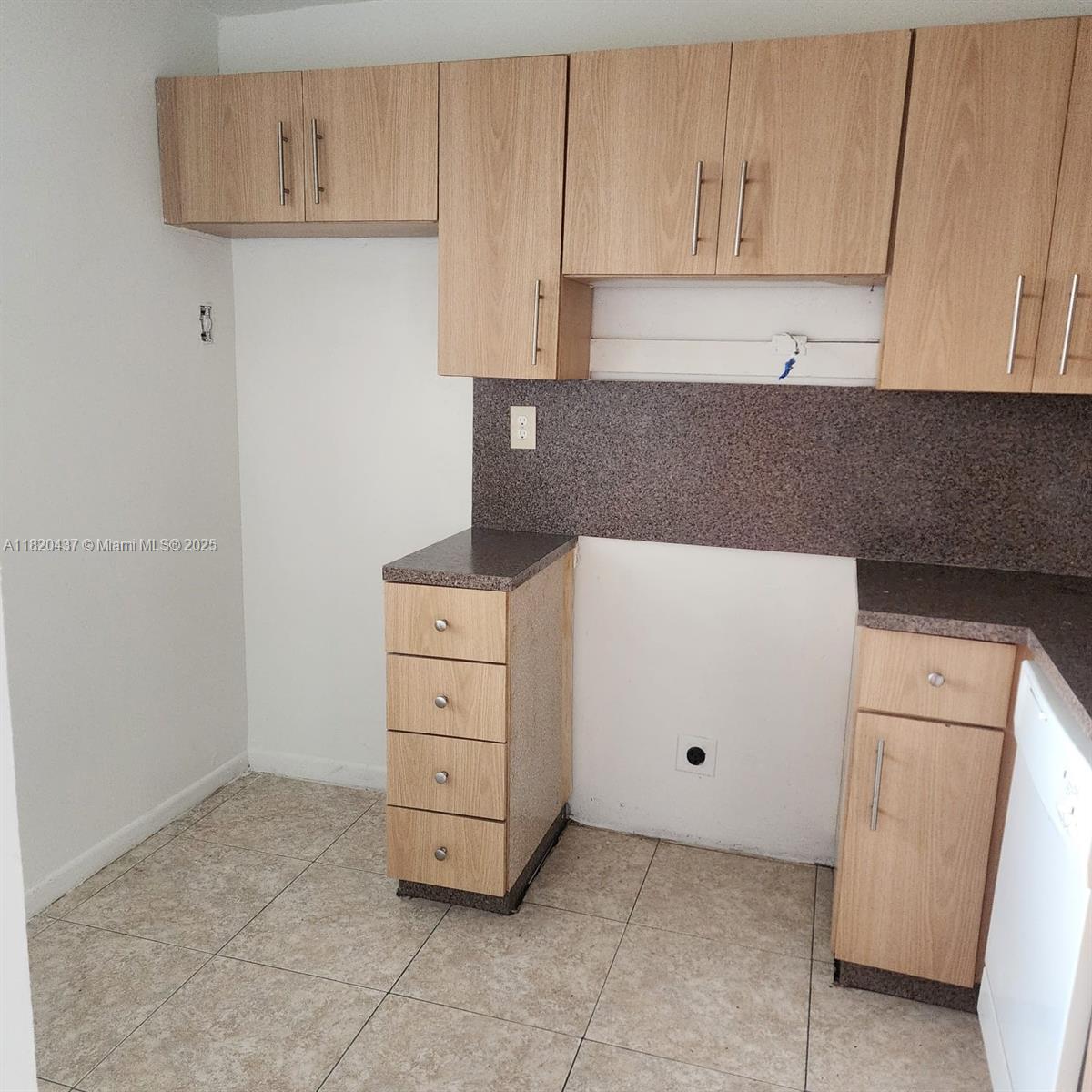 MIRAMAR CLUB CONDOMINIUM - Residential
