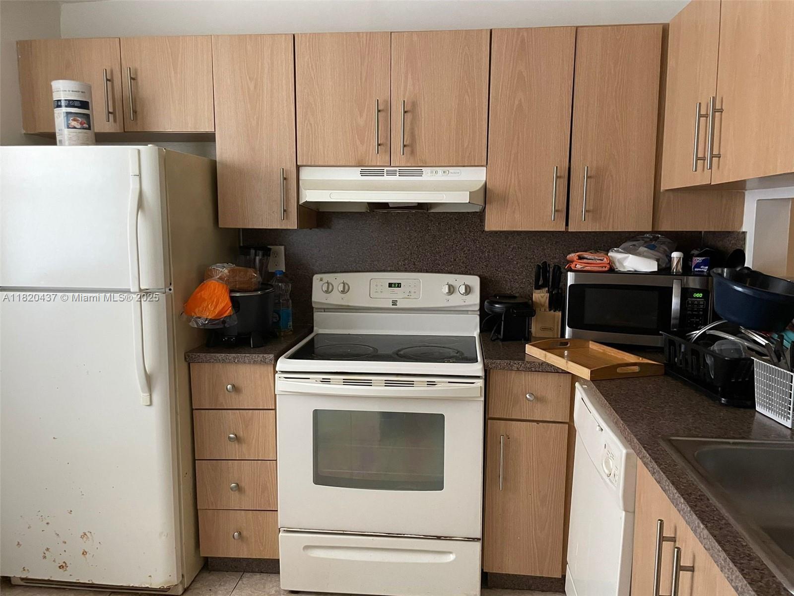 MIRAMAR CLUB CONDOMINIUM - Residential