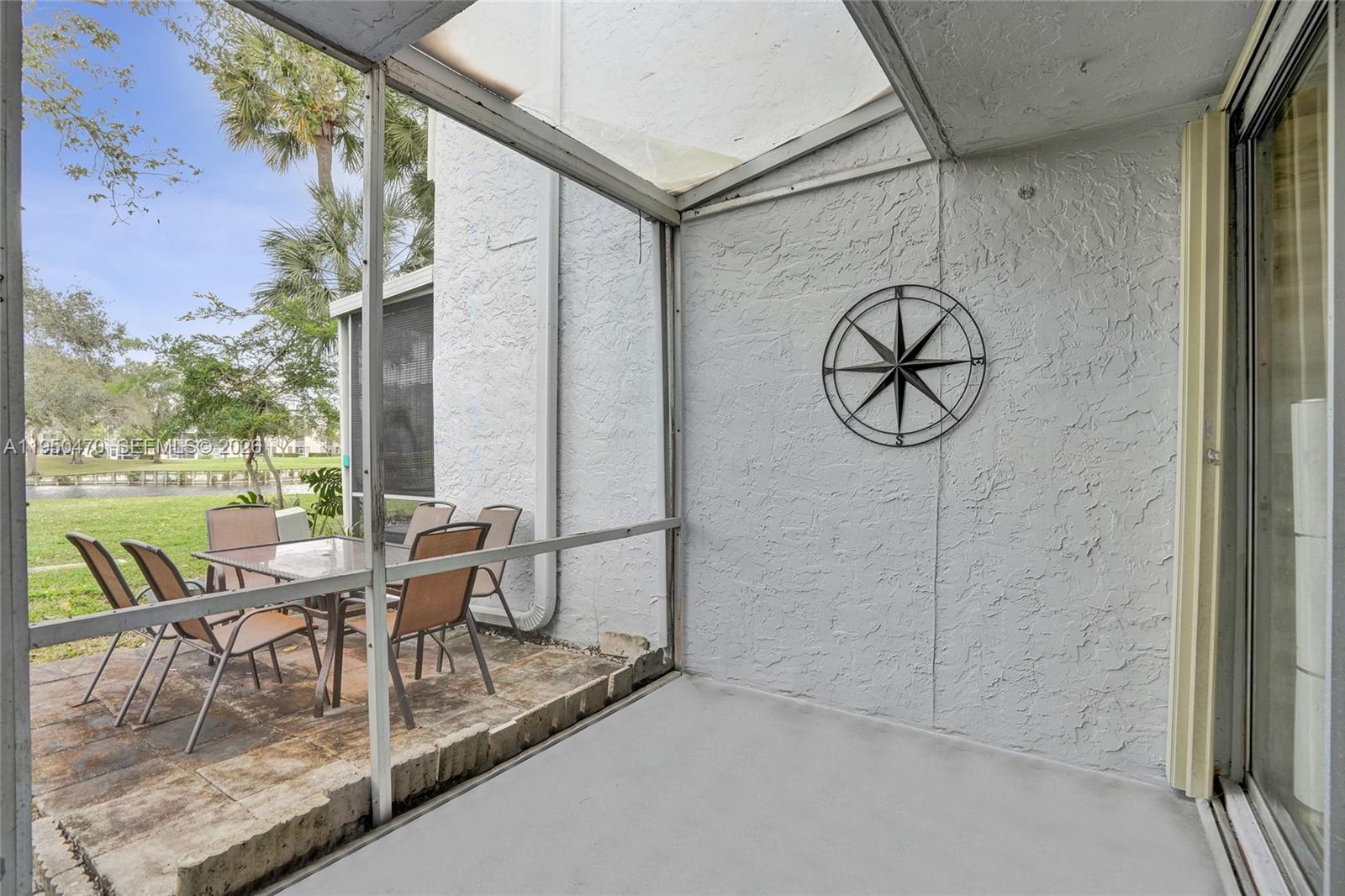 LIVE OAK CONDO TEN - Residential