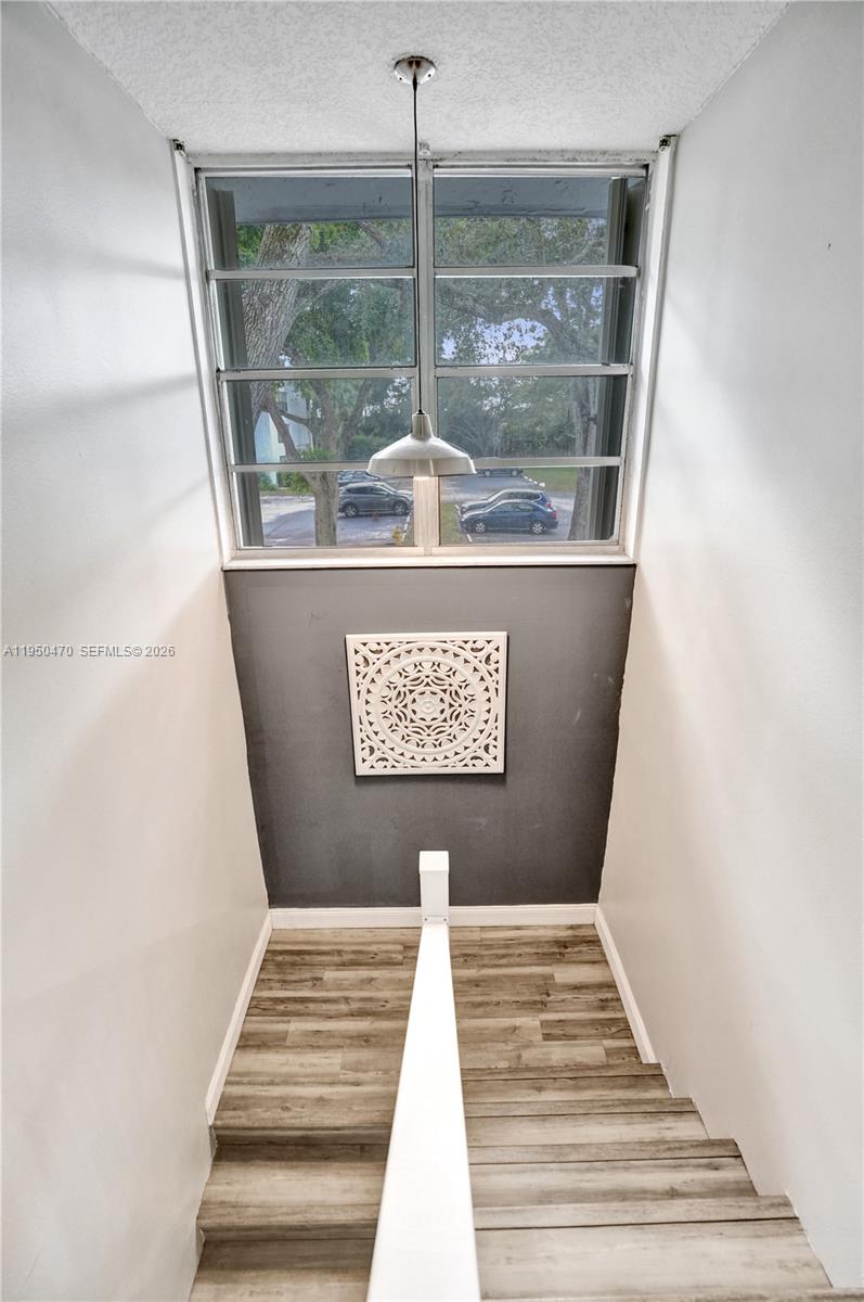 LIVE OAK CONDO TEN - Residential