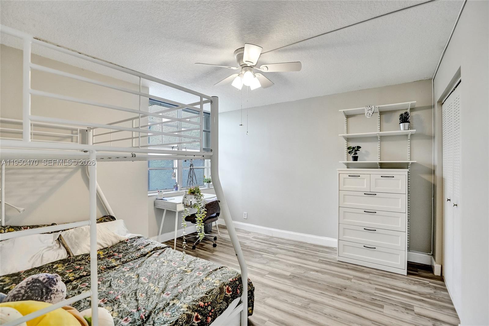 LIVE OAK CONDO TEN - Residential