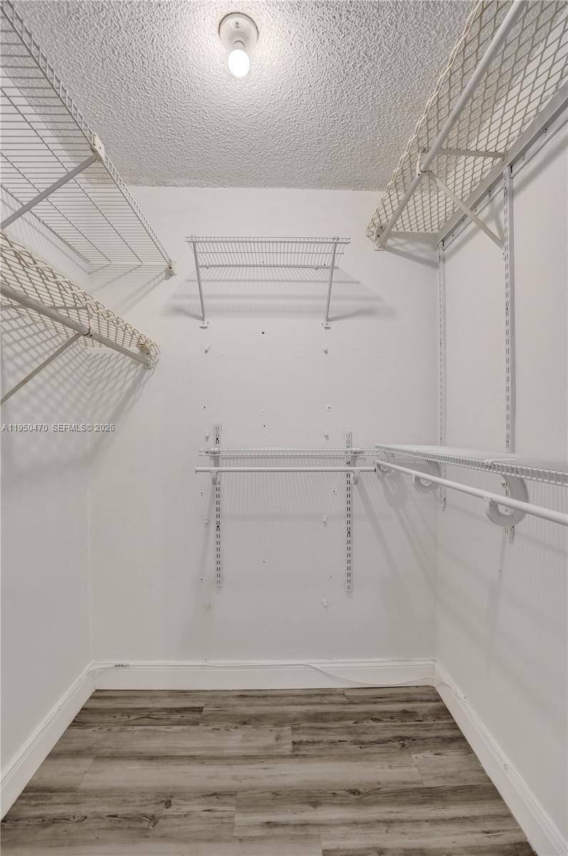 LIVE OAK CONDO TEN - Residential