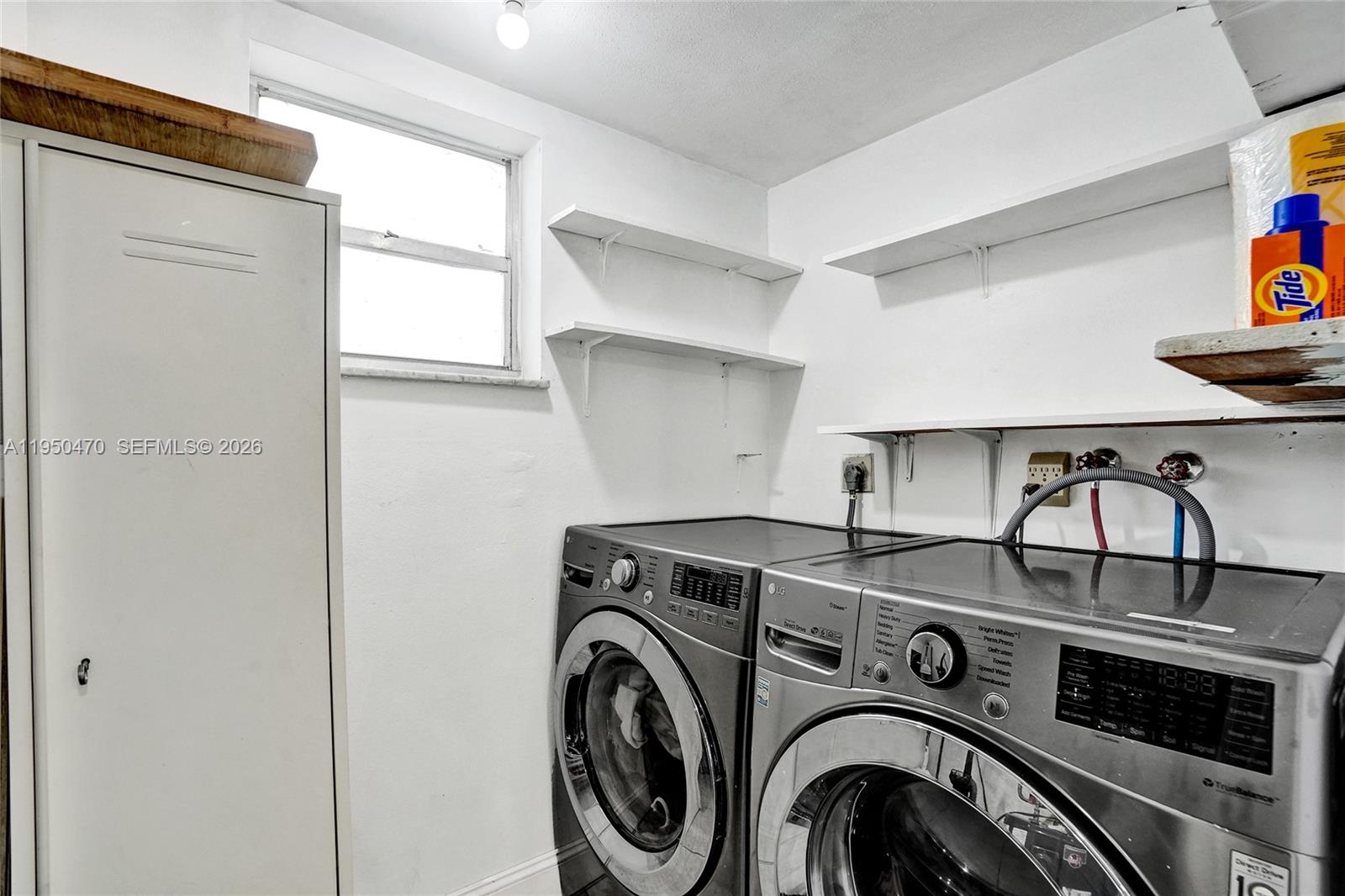 LIVE OAK CONDO TEN - Residential