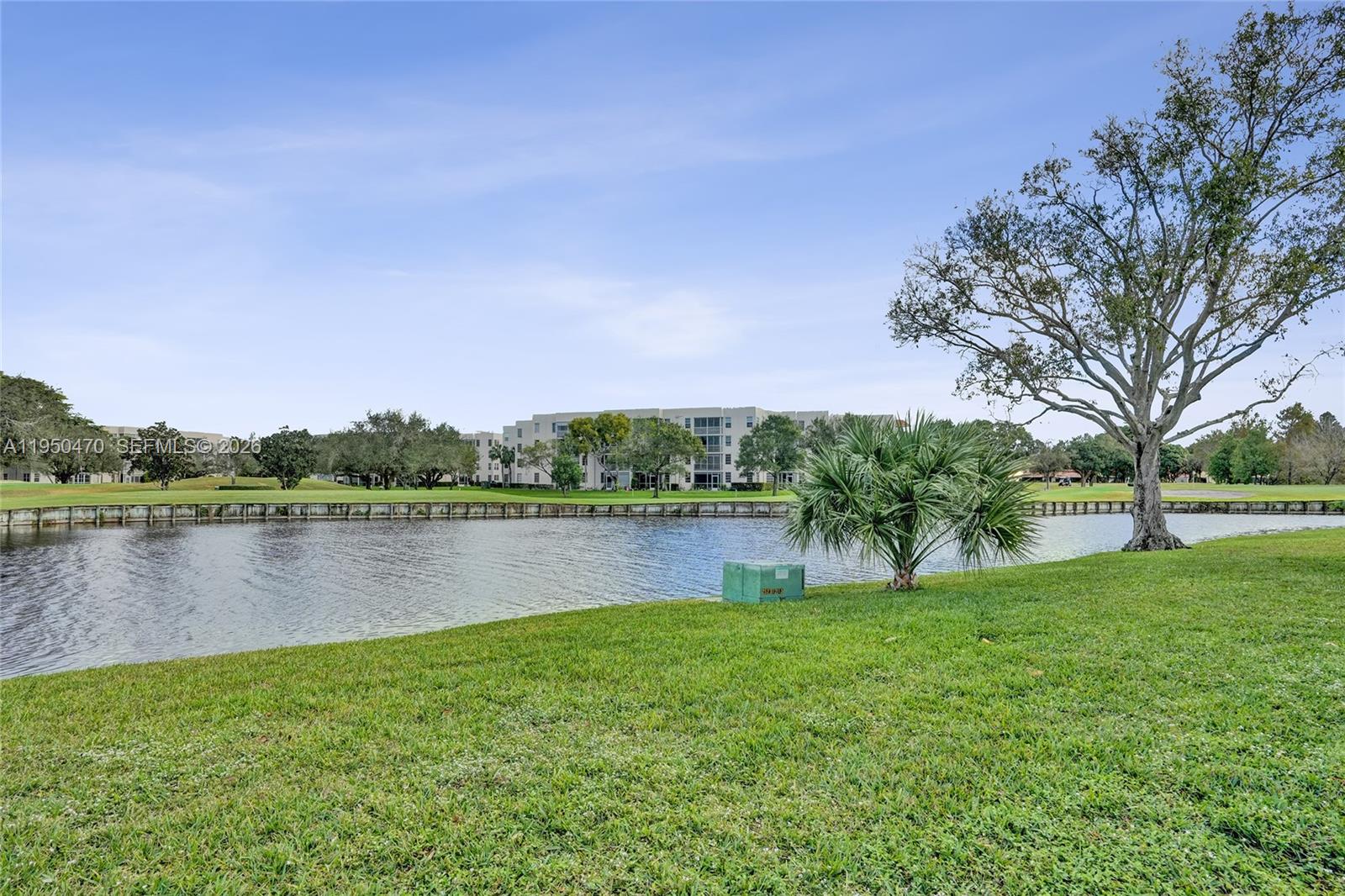 LIVE OAK CONDO TEN - Residential