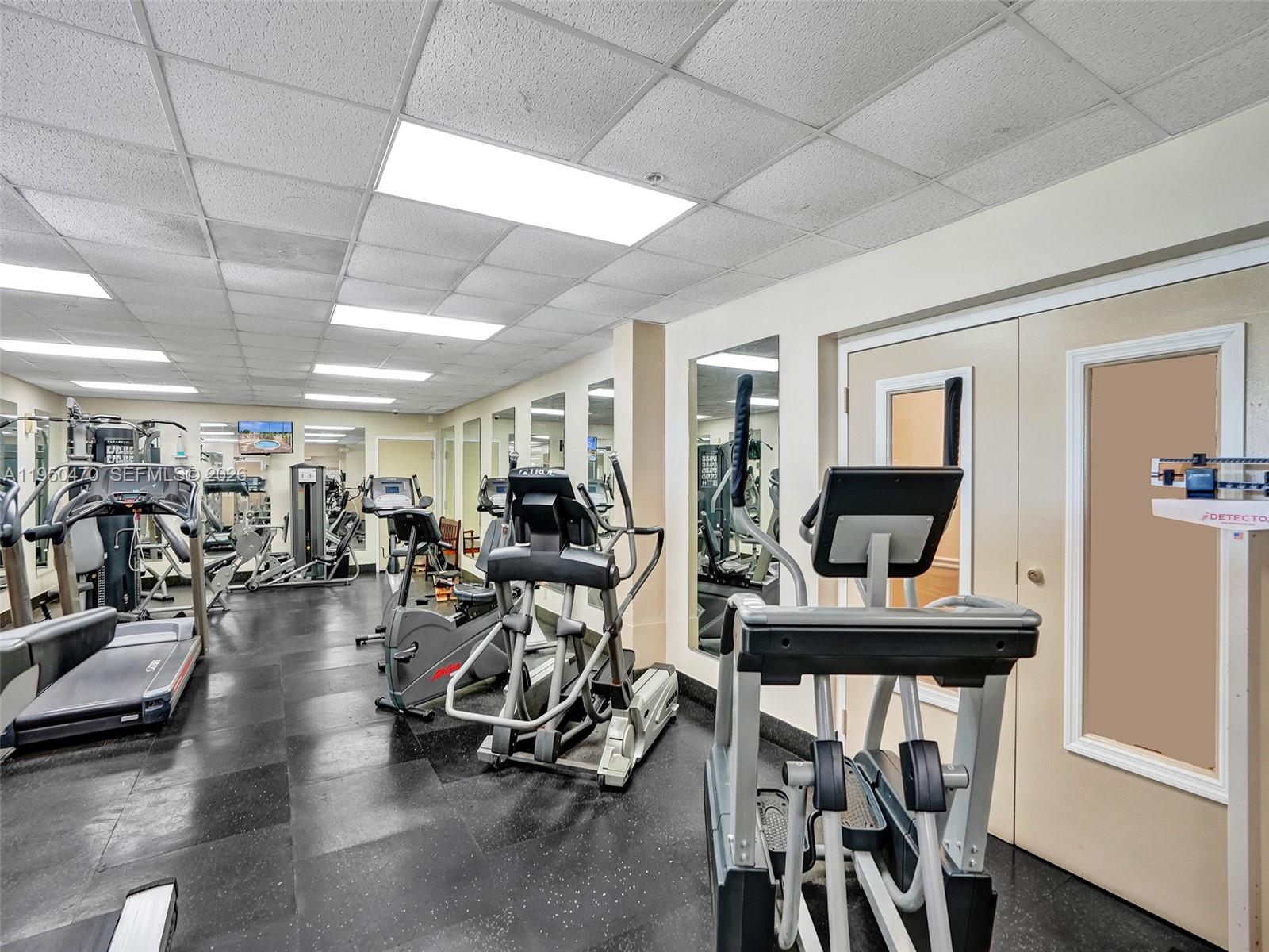 LIVE OAK CONDO TEN - Residential