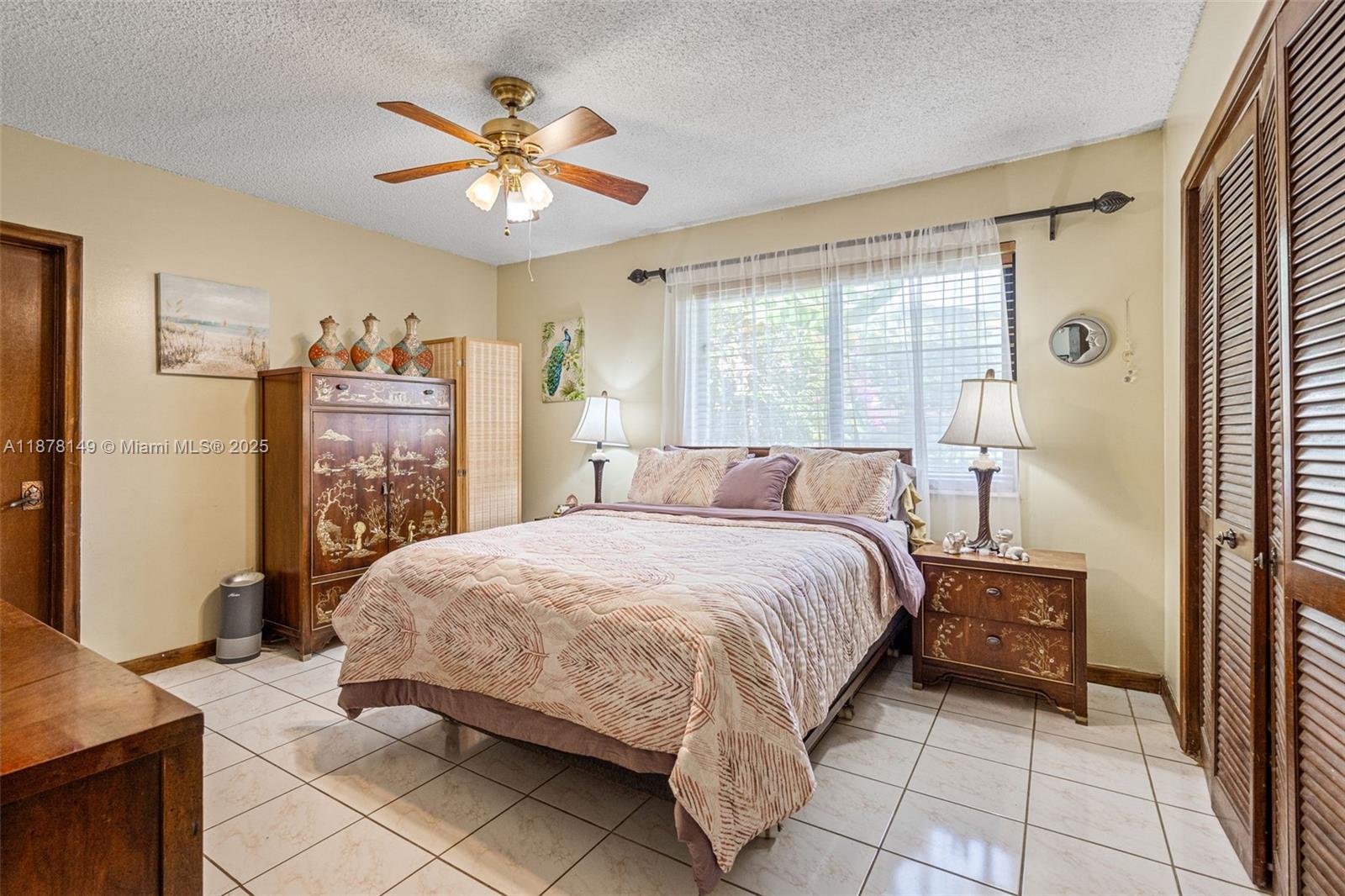 SUNSET HOMES - Residential