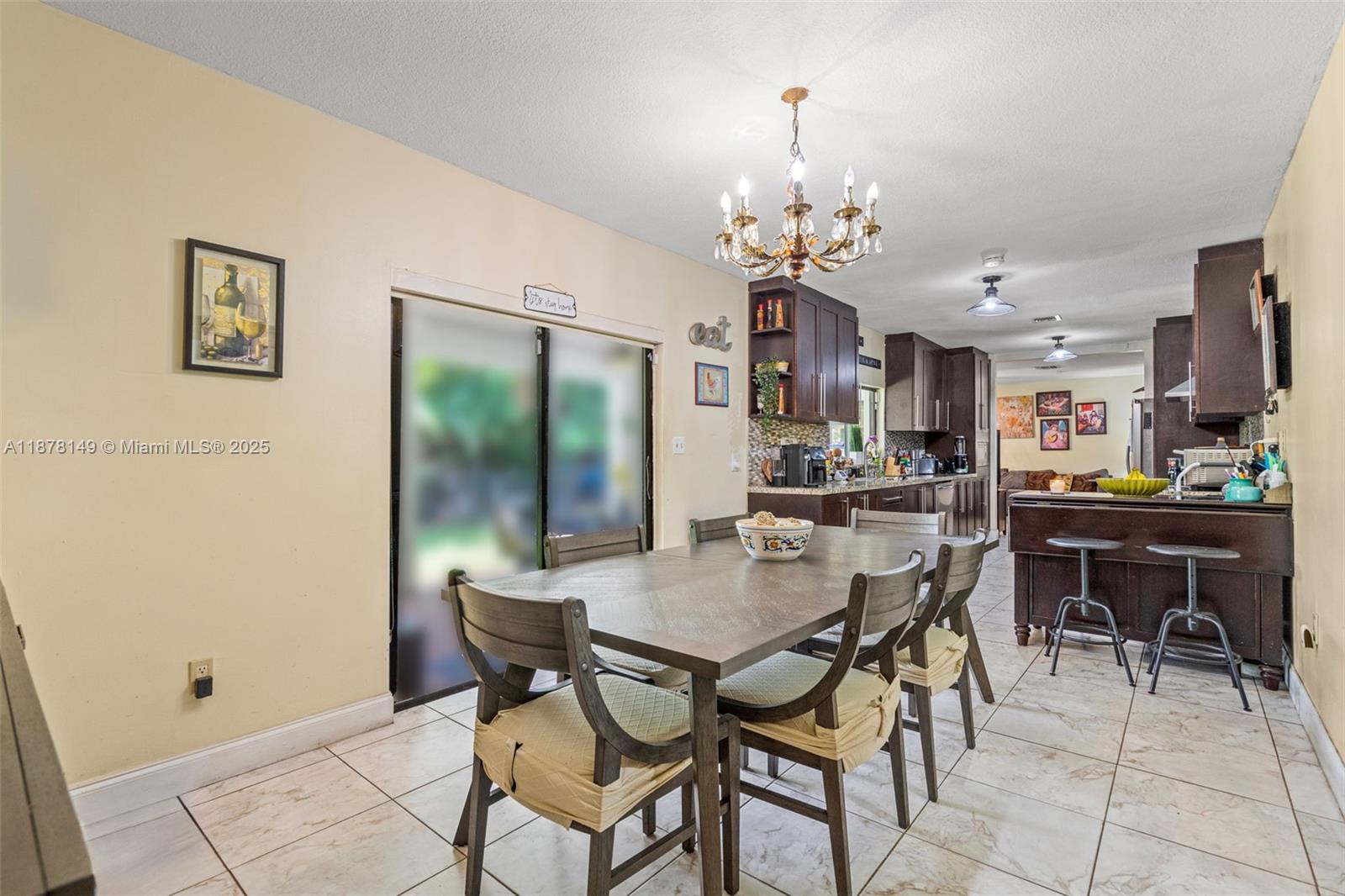 SUNSET HOMES - Residential
