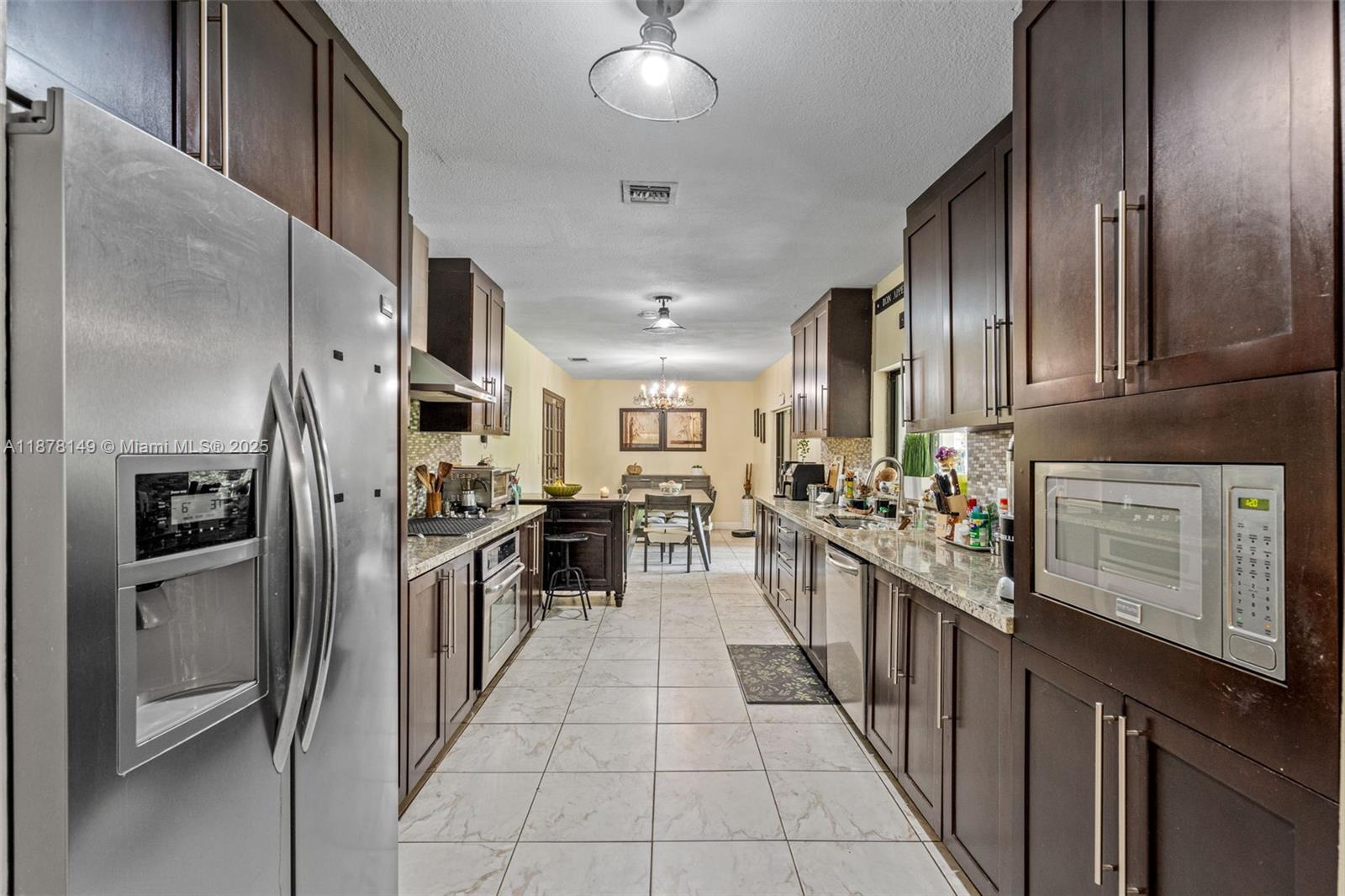 SUNSET HOMES - Residential