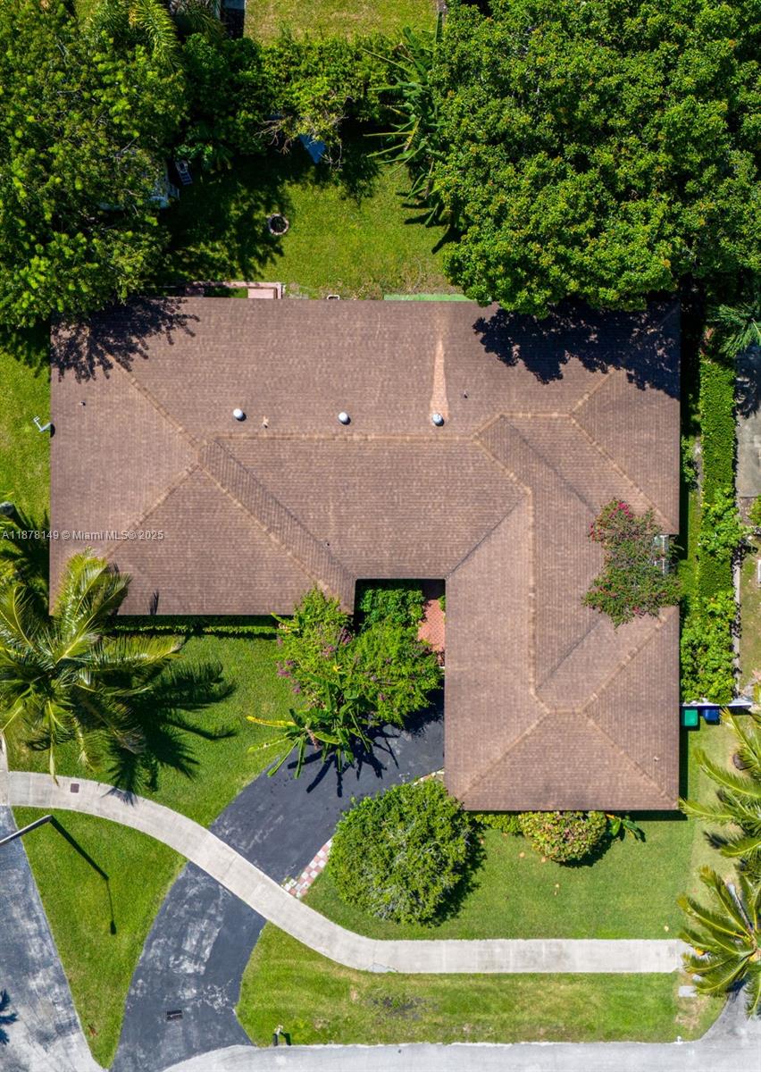 SUNSET HOMES - Residential