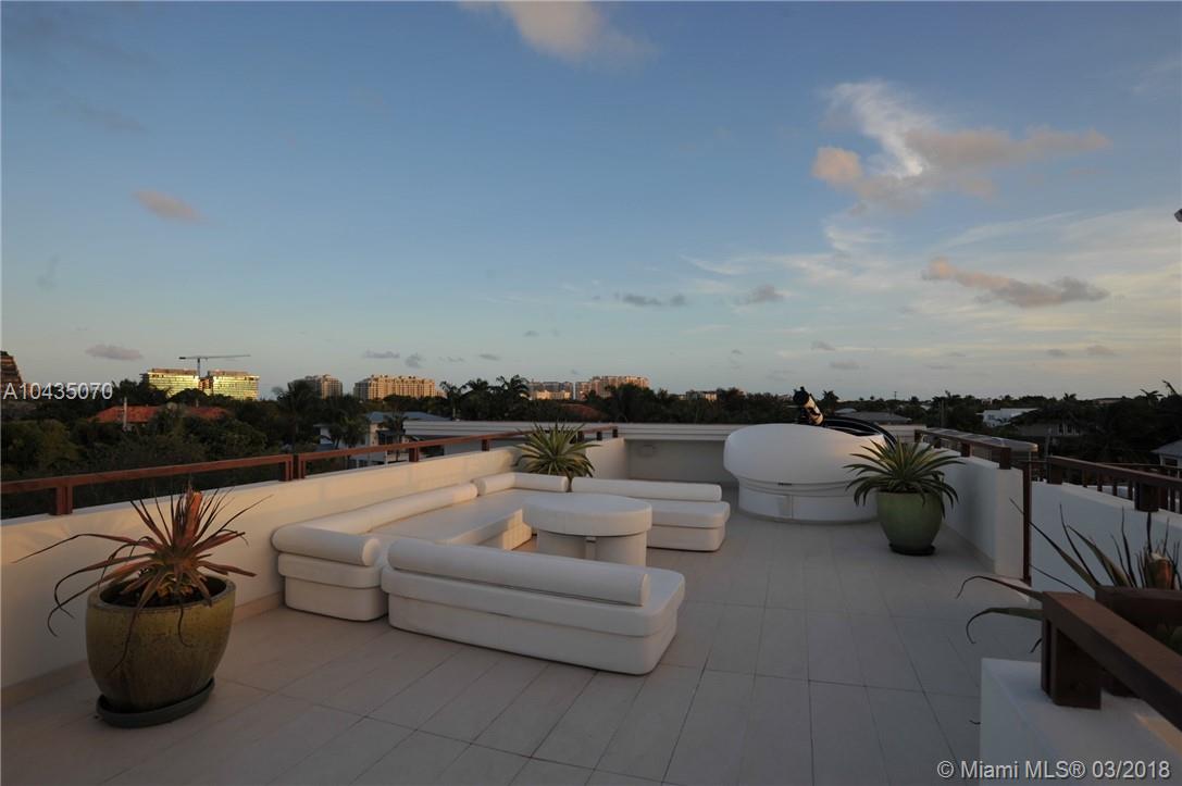 Tropical Isle Homes - Residential