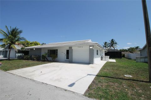 7204 NW 76th Dr Tamarac FL 33321