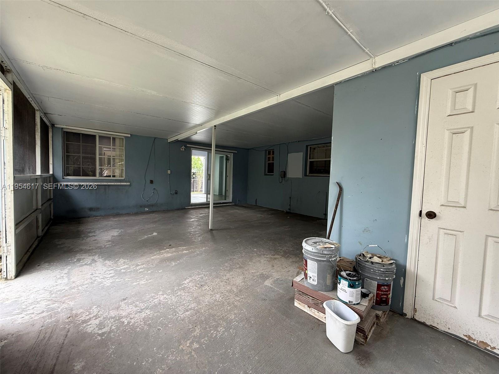 TROPICAL ESTATES 1ST ADDN - Residential