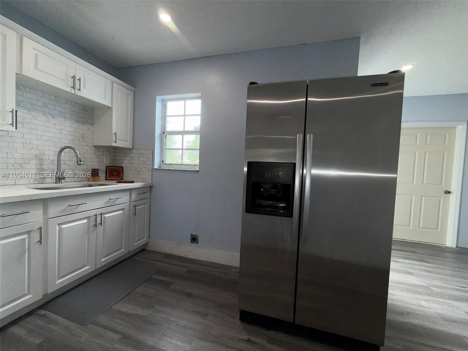 TROPICAL ESTATES 1ST ADDN - Residential