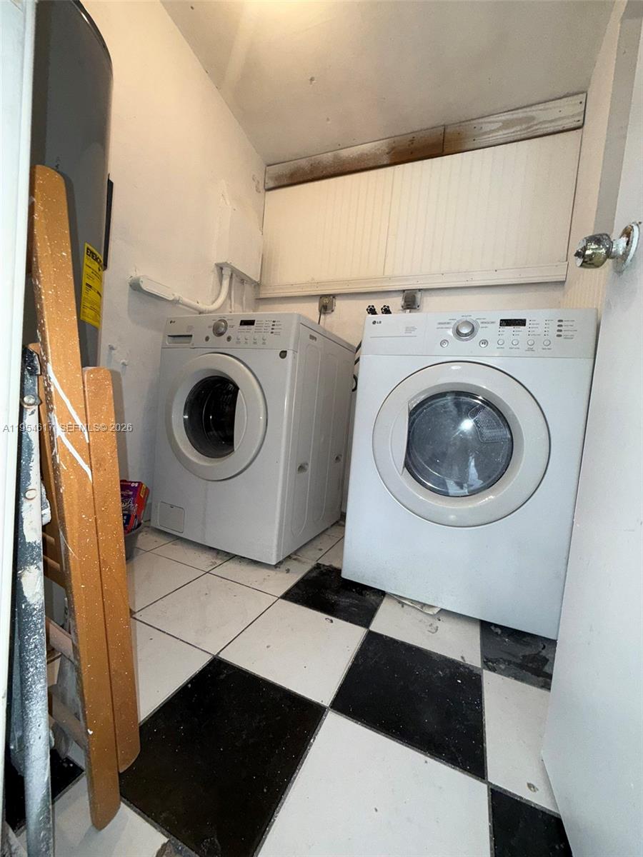 TROPICAL ESTATES 1ST ADDN - Residential