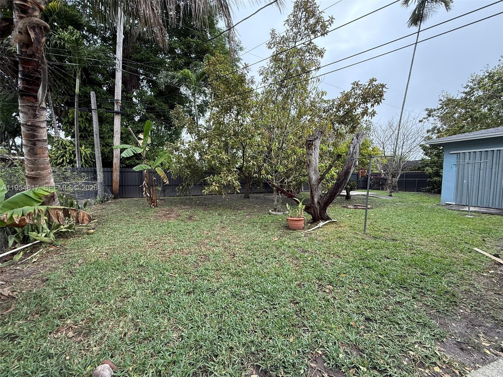 TROPICAL ESTATES 1ST ADDN - Residential